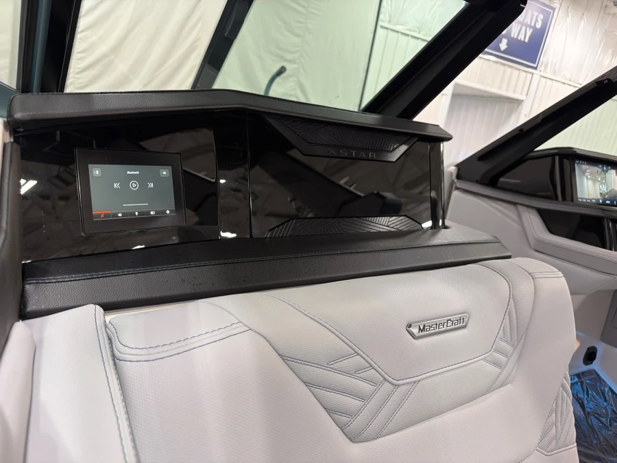 2026-mastercraft-x-star-137050-image21