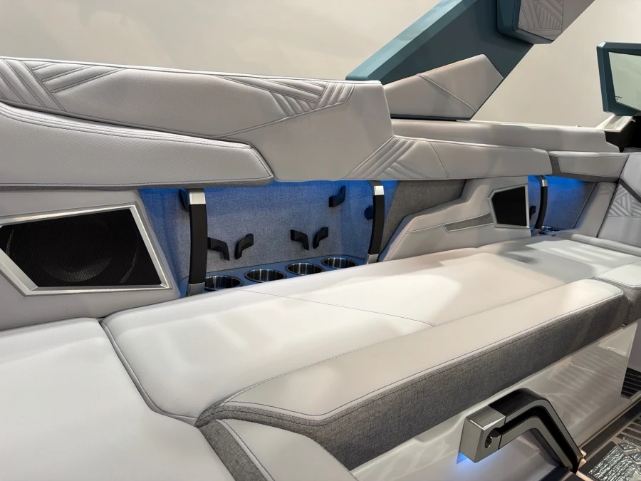 2026-mastercraft-x-star-137050-image22