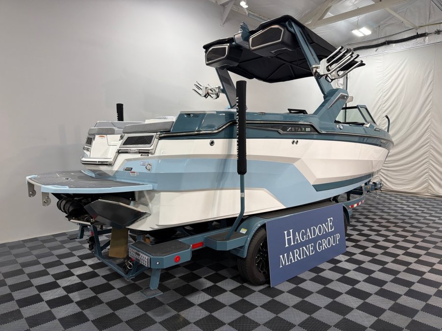 2026-mastercraft-x-star-137050-image3