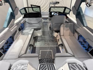 2026-mastercraft-x-star-137050-image7
