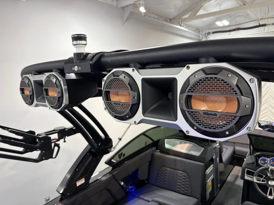 2022-mastercraft-x24-139463-image24