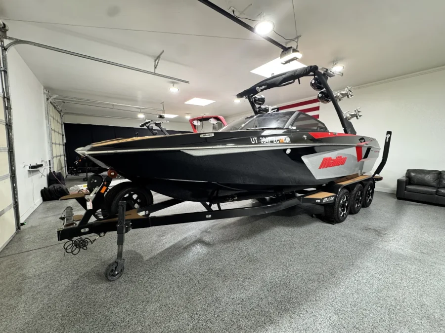 2021-malibu-wakesetter-24-mxz-137086-image1.webp
