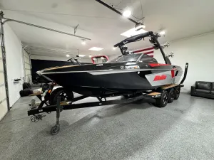2021-malibu-wakesetter-24-mxz-137086-image1.webp