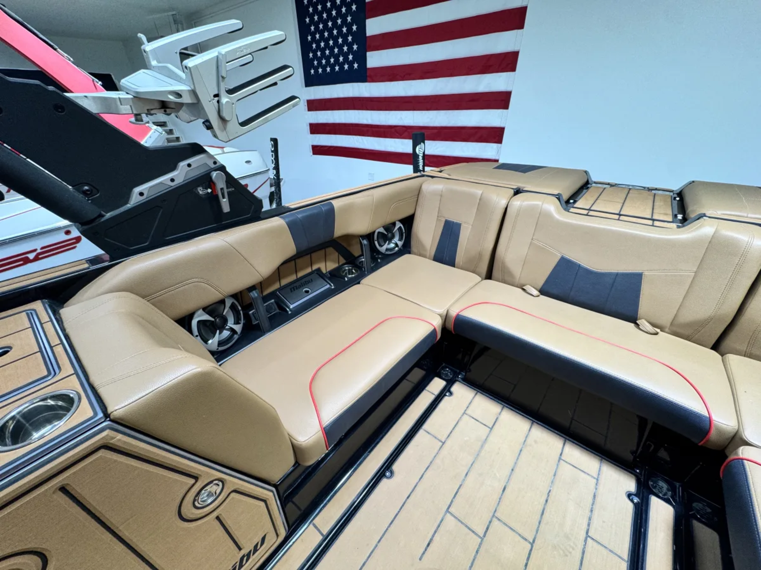 2021 Malibu 24 MXZ Supercharged LT4 One Owner Well Optioned