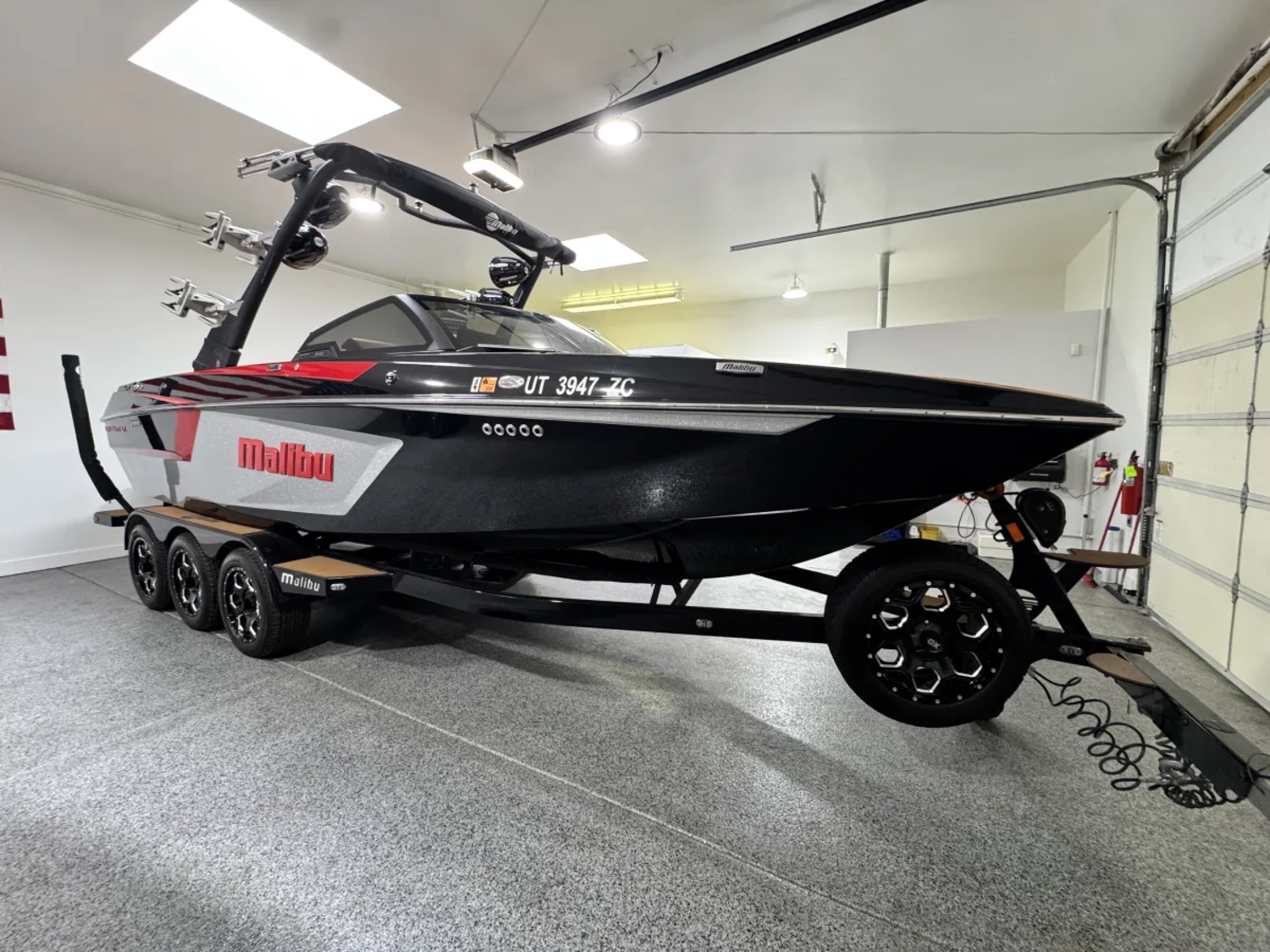 2021 Malibu 24 MXZ Supercharged LT4 One Owner Well Optioned