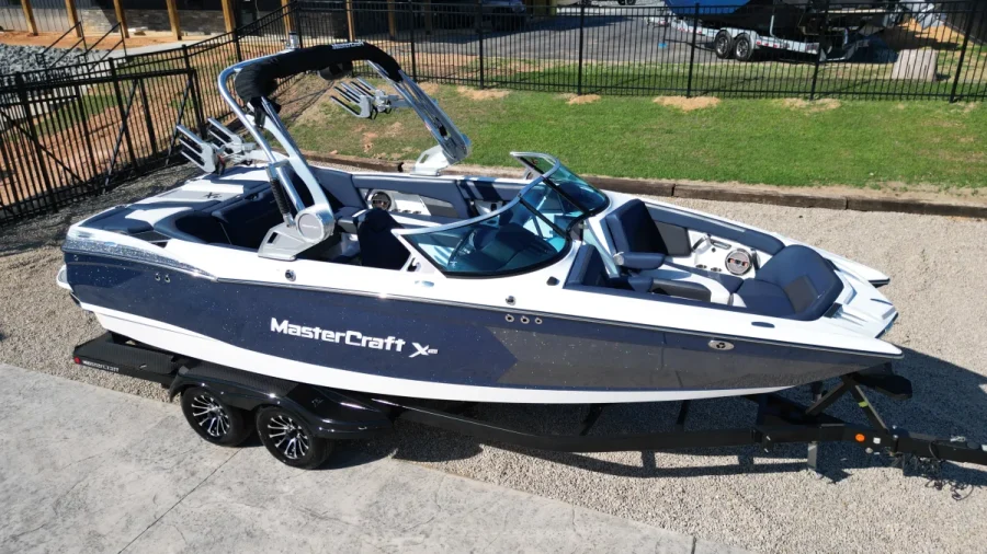 2021-mastercraft-x-star-137087-image1.webp
