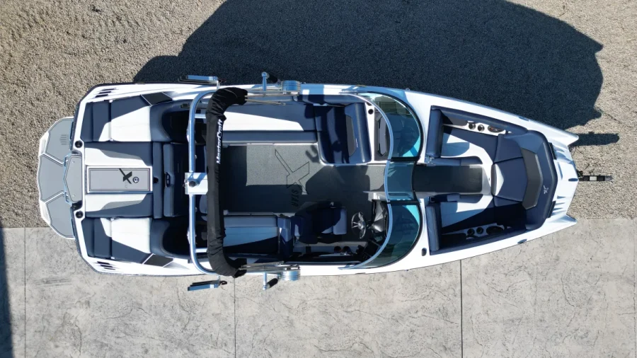 2021-mastercraft-x-star-137087-image3.webp