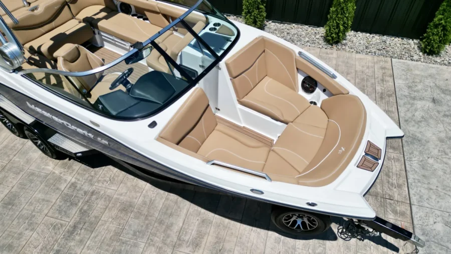 2020-mastercraft-xt22-137088-image4.webp