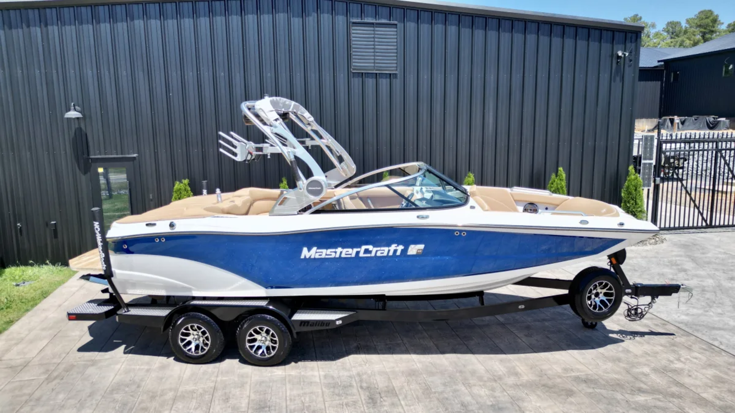 2020 Mastercraft XT22