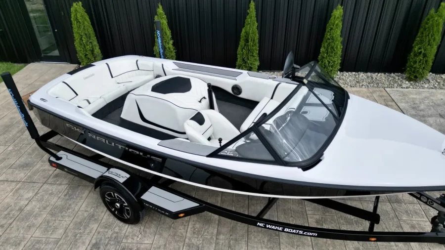 1994-nautique-ski-nautique-137089-image11.webp