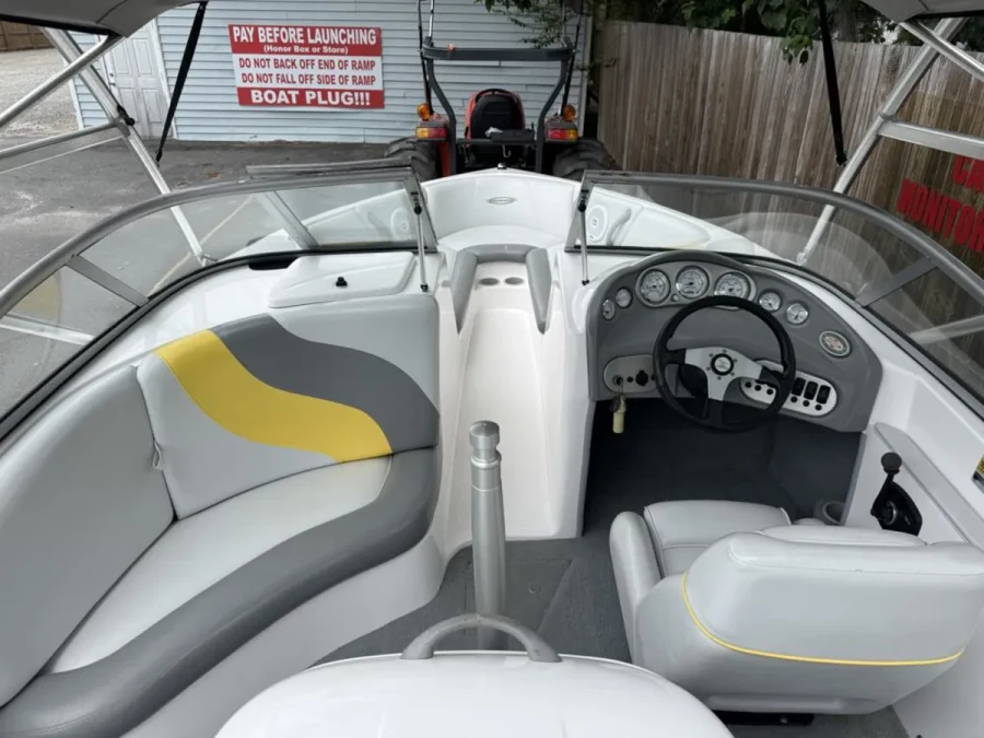 2003-moomba-outback-137100-image4.webp