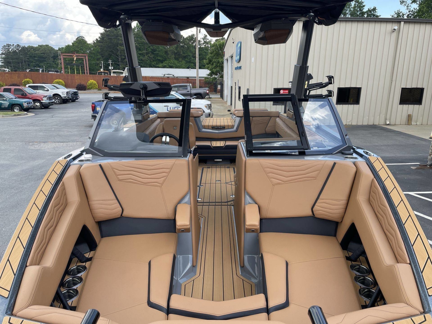 2026 Nautique G23