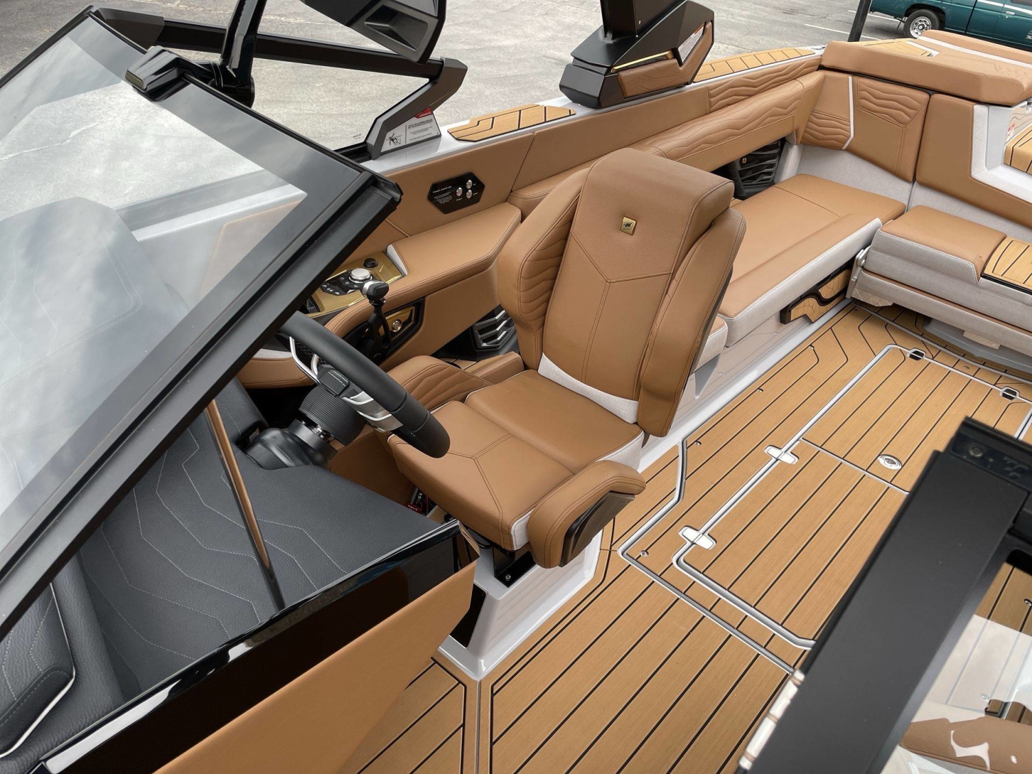 2026 Nautique G25