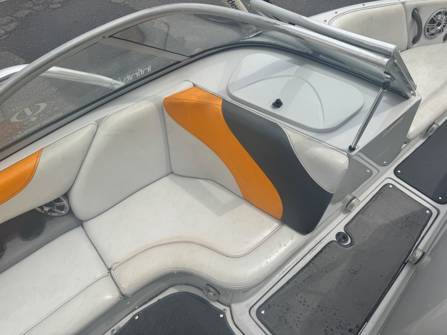 2004 Moomba Mobius LSV