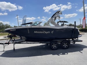 2016-mastercraft-x20-137147-image2