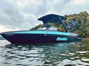2022-malibu-wakesetter-23-lsv-137152-image1.webp