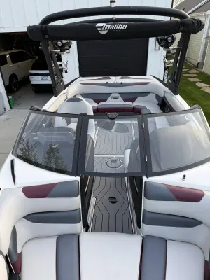 2018-malibu-wakesetter-vlx-137155-image3.webp