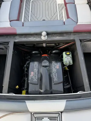 2018-malibu-wakesetter-vlx-137155-image5.webp