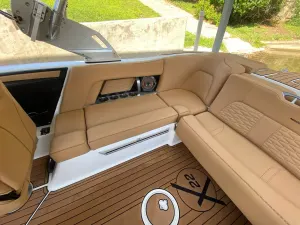 2021-mastercraft-x22-137159-image11.webp