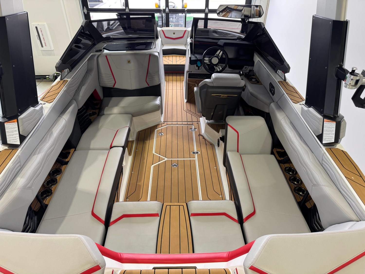 2025 Nautique Super Air Nautique G23