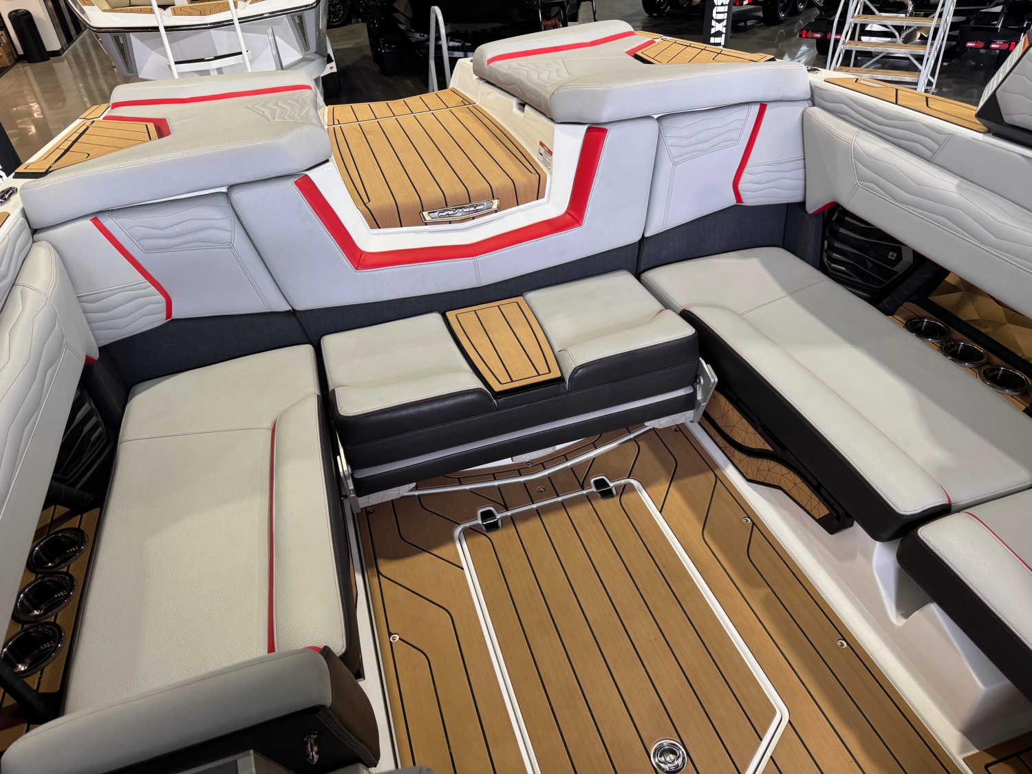 2025 Nautique Super Air Nautique G23