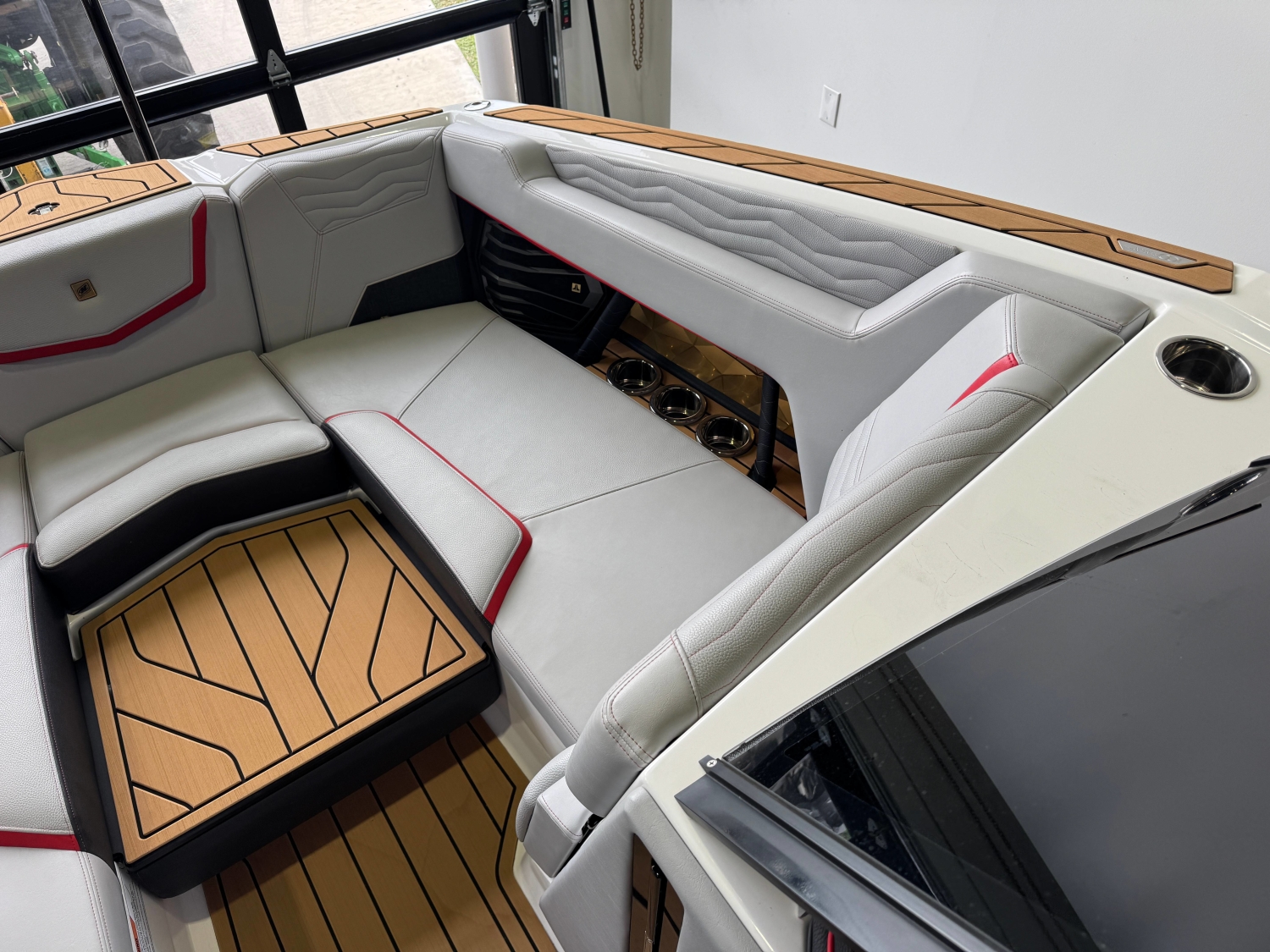 2025 Nautique Super Air Nautique G23