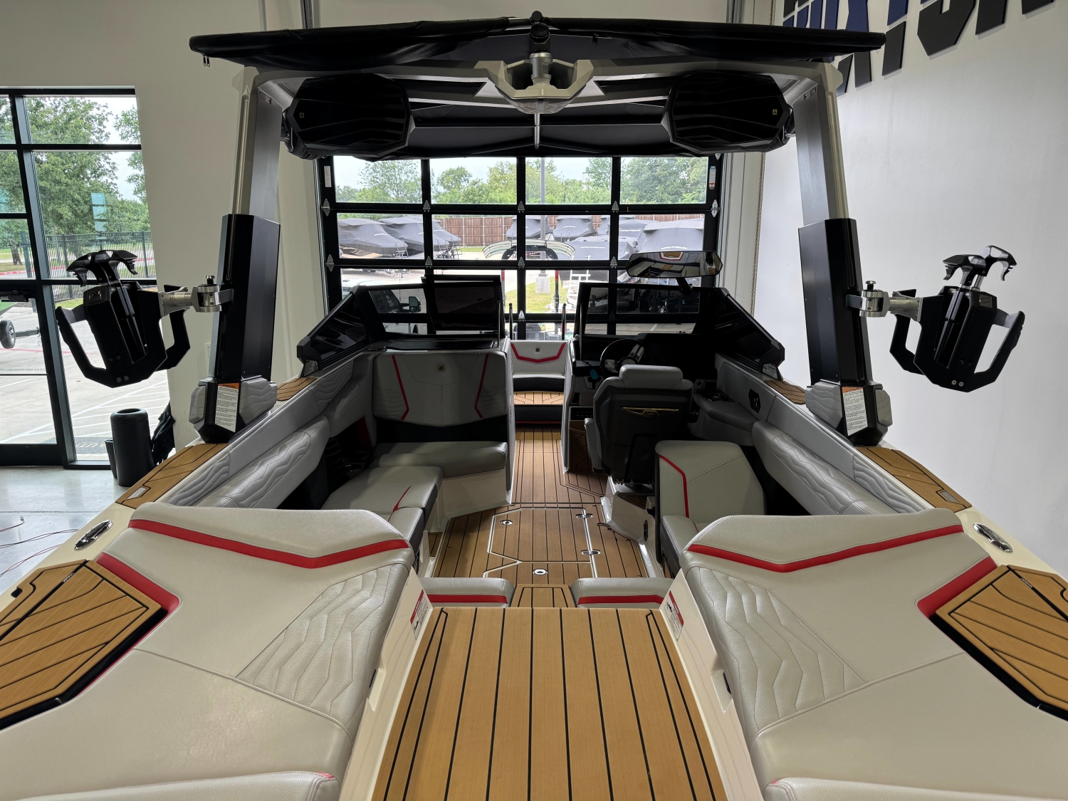 2025 Nautique Super Air Nautique G23