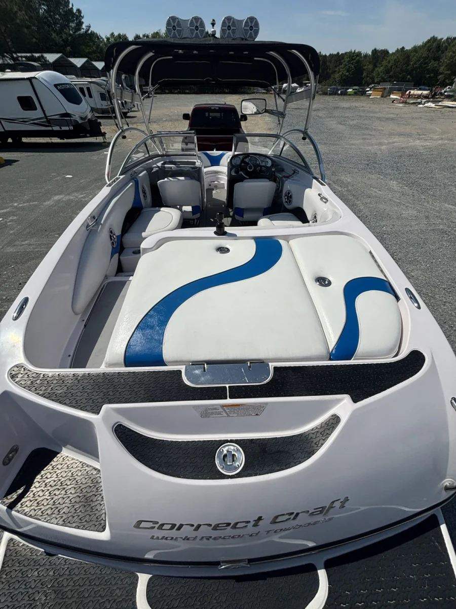 2006-nautique-air-nautique-226-137200-image2.webp
