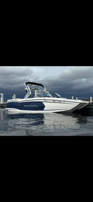 2020-mastercraft-x-star-137203-image16_131354.webp