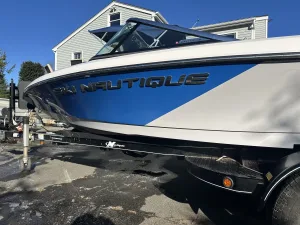 2011-nautique-ski-nautique-200-137239-image0.webp