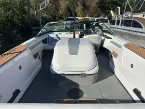 2011-nautique-ski-nautique-200-137239-image3.webp