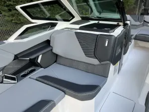 2027-mastercraft-x23-137245-image11.webp