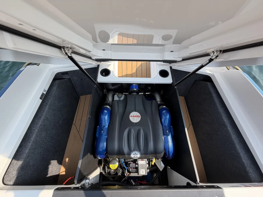 2027-mastercraft-x23-137246-image15.webp