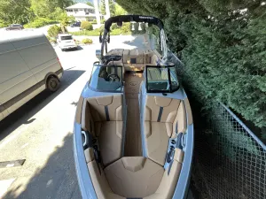 2027-mastercraft-xt23-137250-image13.webp