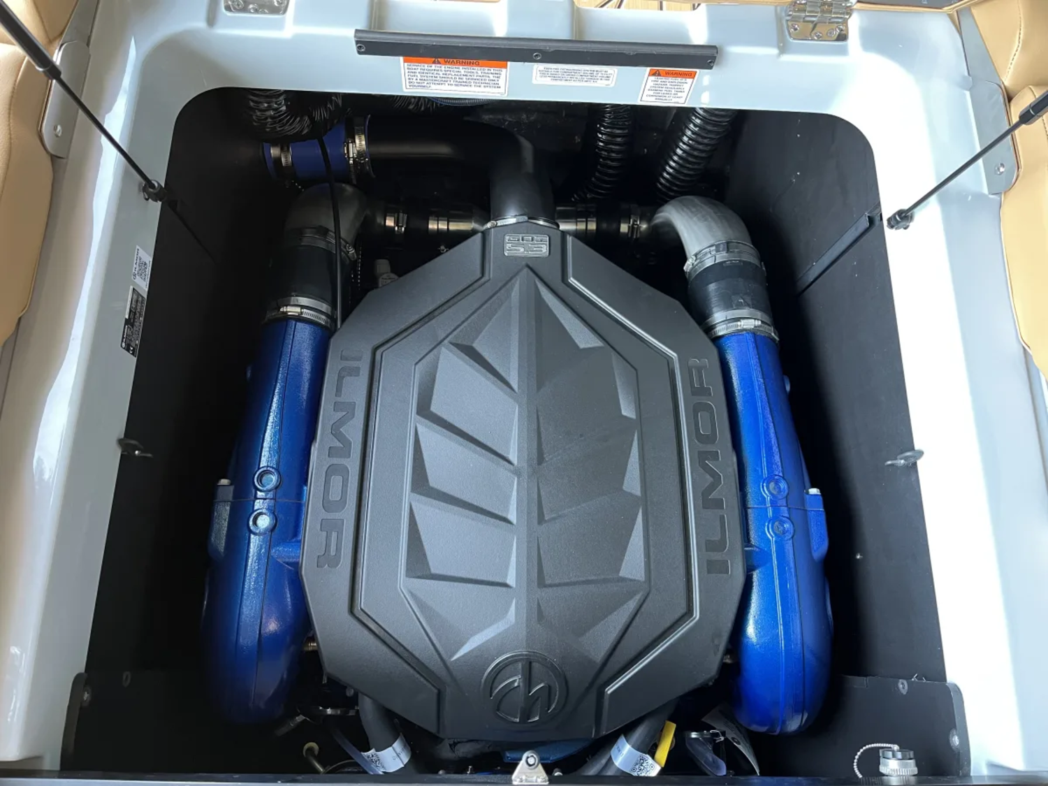 2027 MasterCraft XT23
