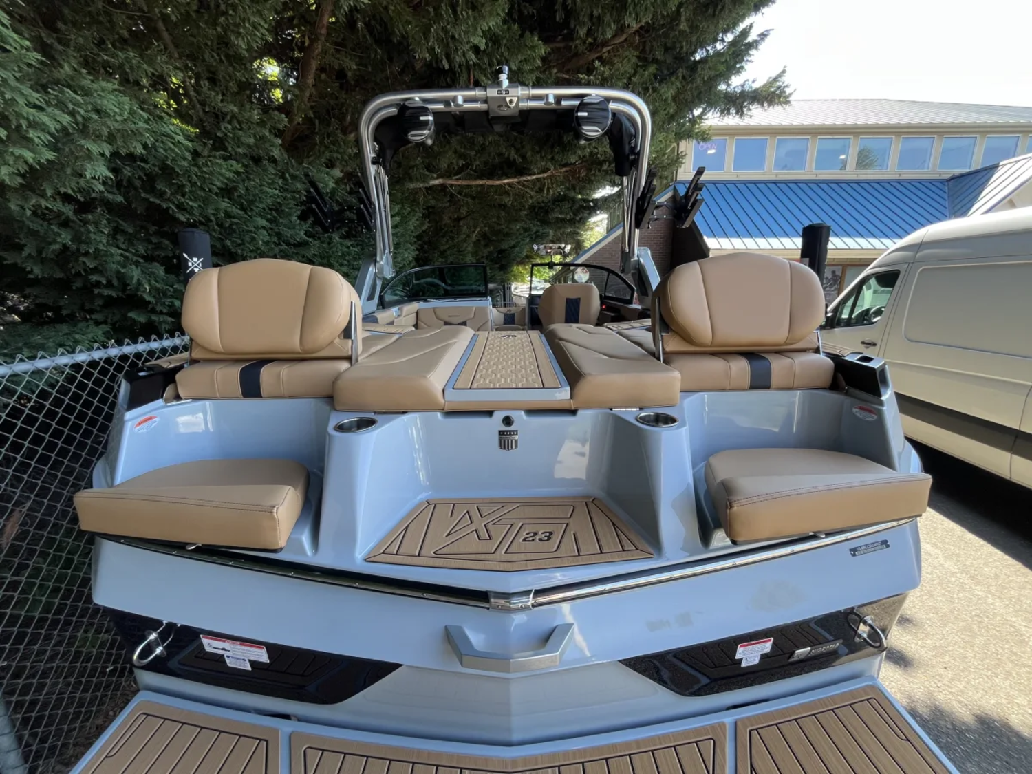 2027 MasterCraft XT23