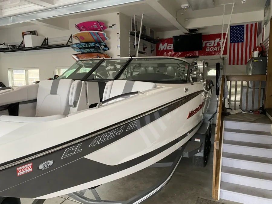 2019-mastercraft-x22-137280-image2.webp