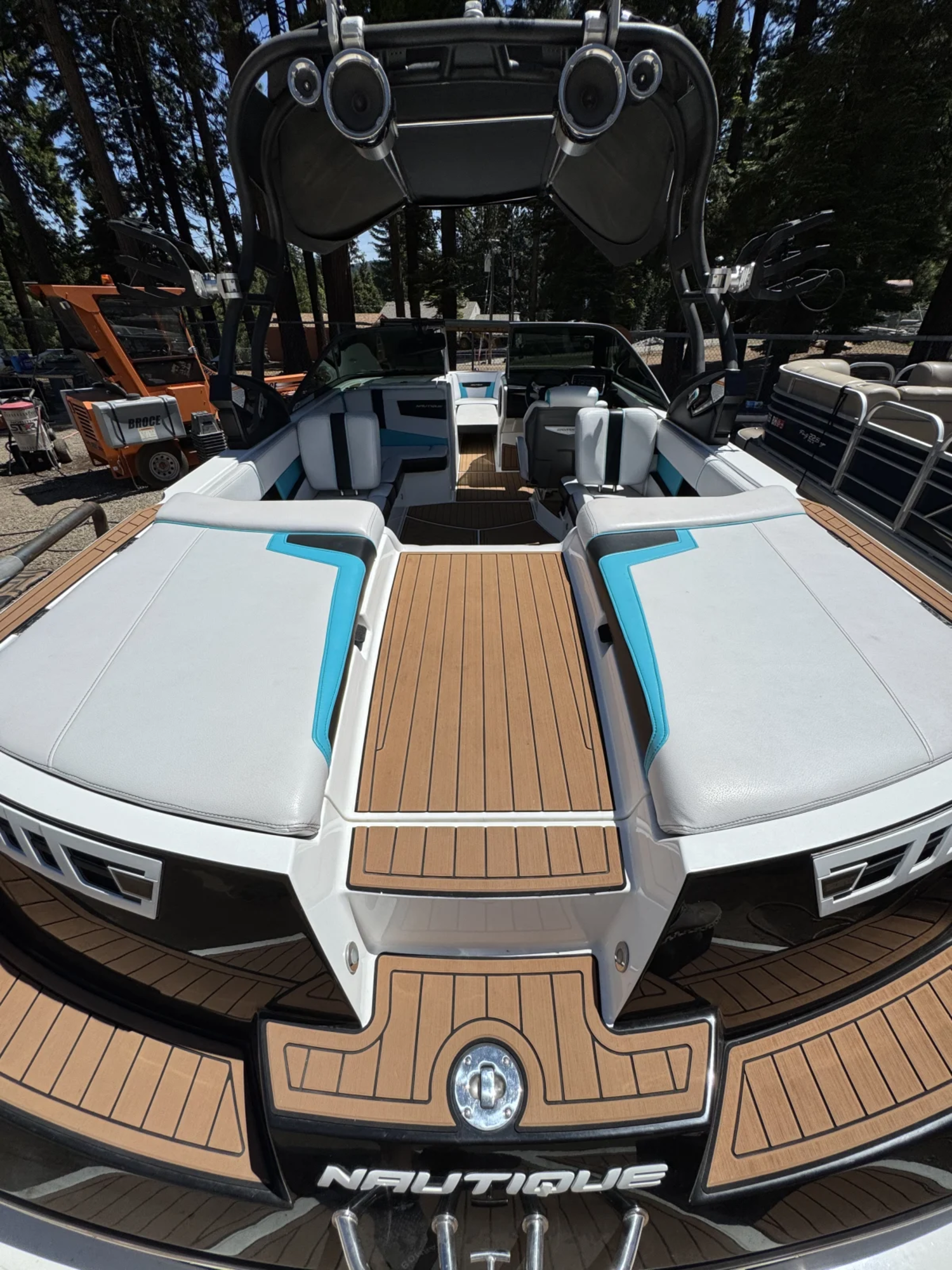 2017 Nautique Boats Super Air Nautique 230