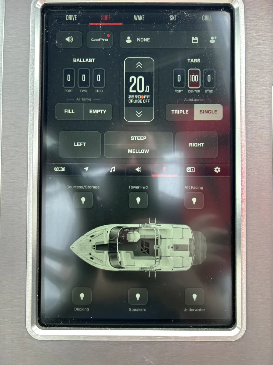 2018-mastercraft-xt25-137285-image17.webp