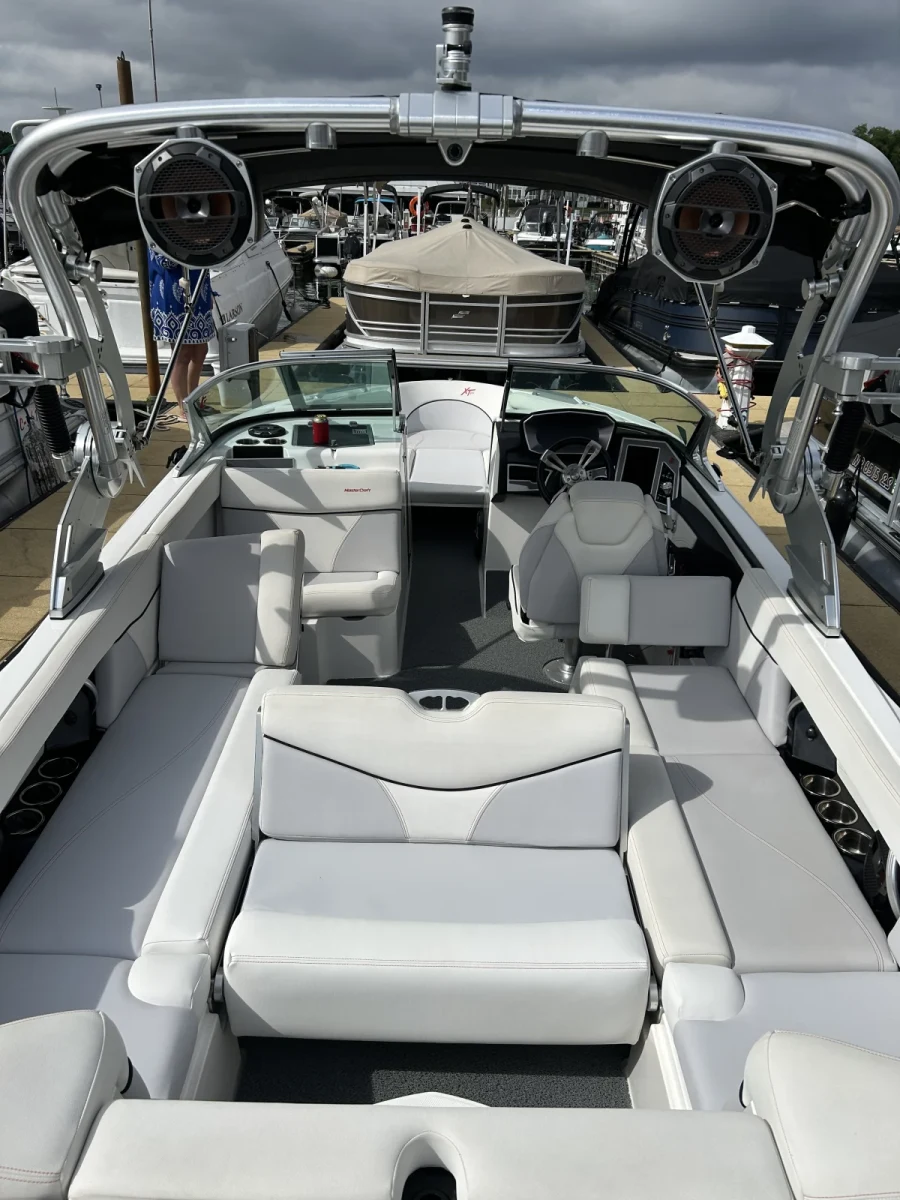2018-mastercraft-xt25-137285-image5.webp