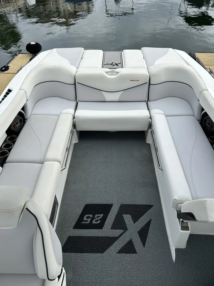 2018-mastercraft-xt25-137285-image9.webp