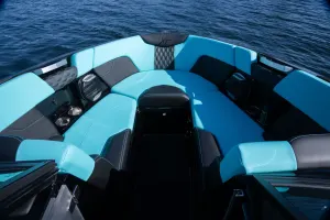 2026-mastercraft-xt23-137317-image13.webp