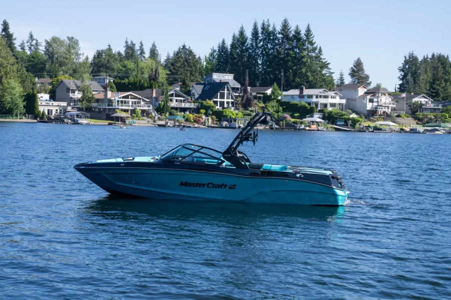 2026-mastercraft-xt23-137317-image4.webp