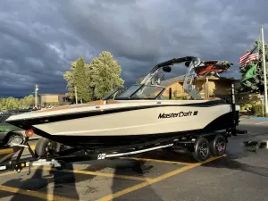 2021-mastercraft-xt23-137321-image0.webp