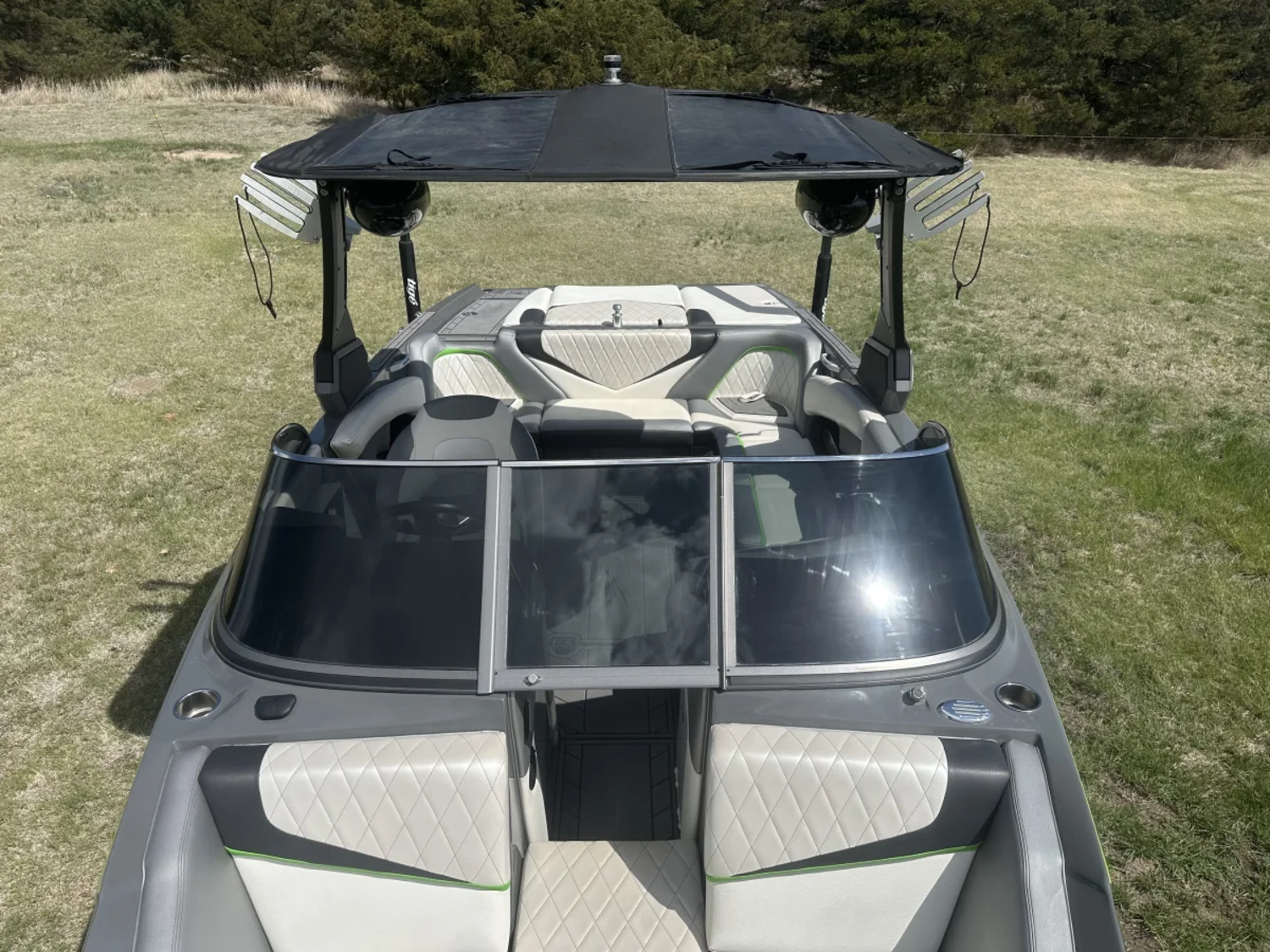 2017 Tige Boats RZ2
