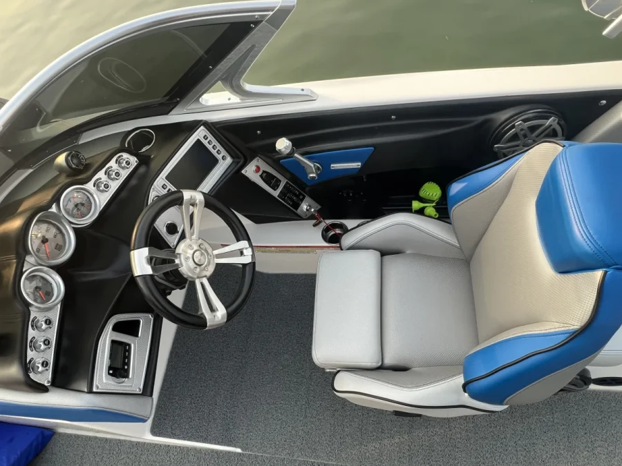 2016-mastercraft-x23-137340-image9.webp