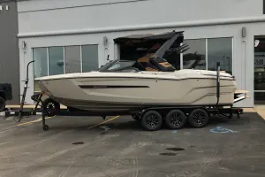 2026-mastercraft-x24-137375-image1.webp