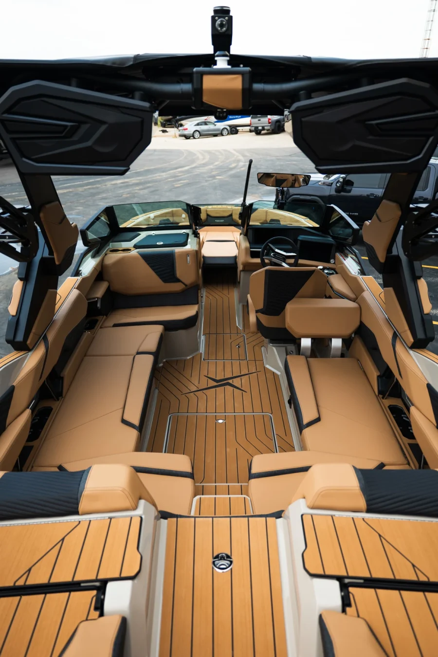 2026-mastercraft-x24-137375-image12.webp
