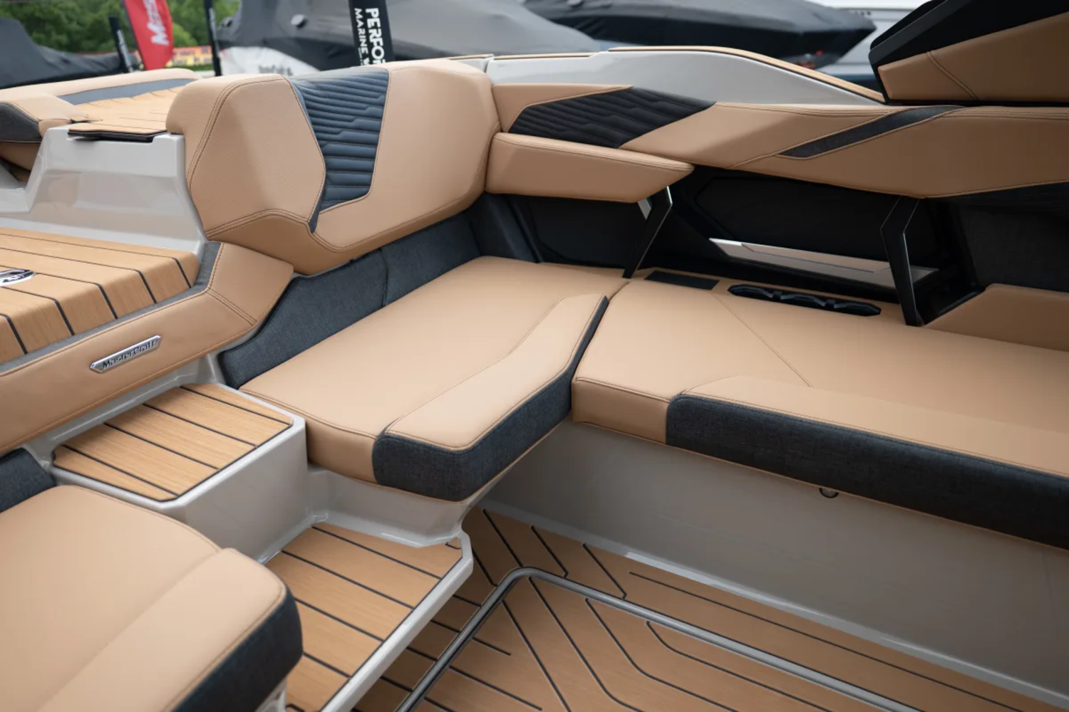 2026 MASTERCRAFT X24 STONE AND COOLFEEL BEACH TAN LOADED