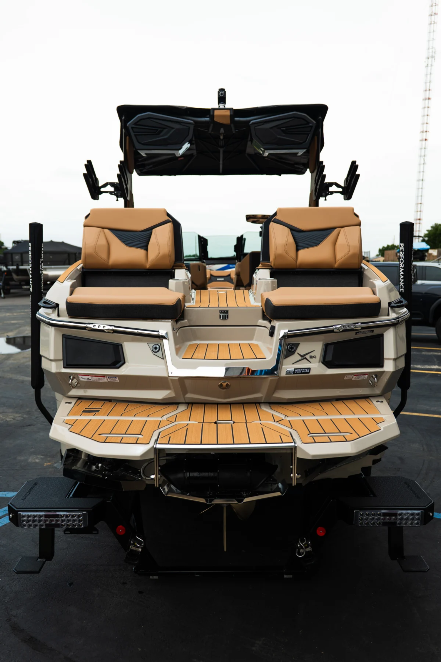 2026 MASTERCRAFT X24 STONE AND COOLFEEL BEACH TAN LOADED